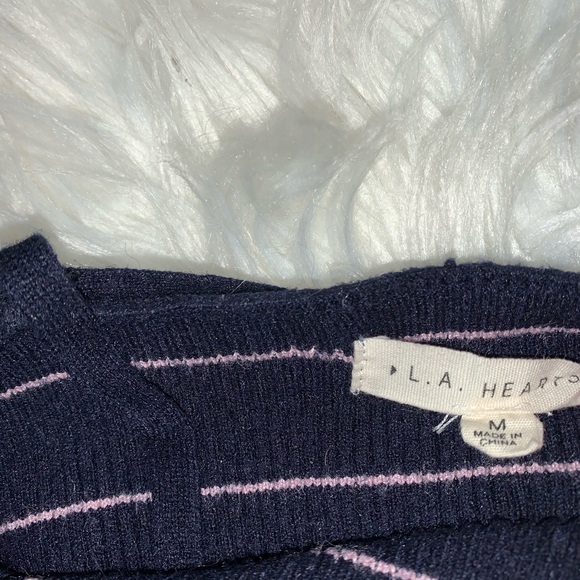 Sold on Depop☺️Bundle of 2 Cute Cropped Camis - Picture 5 of 5